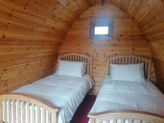 Кемпинги Teach Greannai Accommodation Pod Ross Port Двухместный номер с 1 кроватью или 2 отдельными кроватями-6